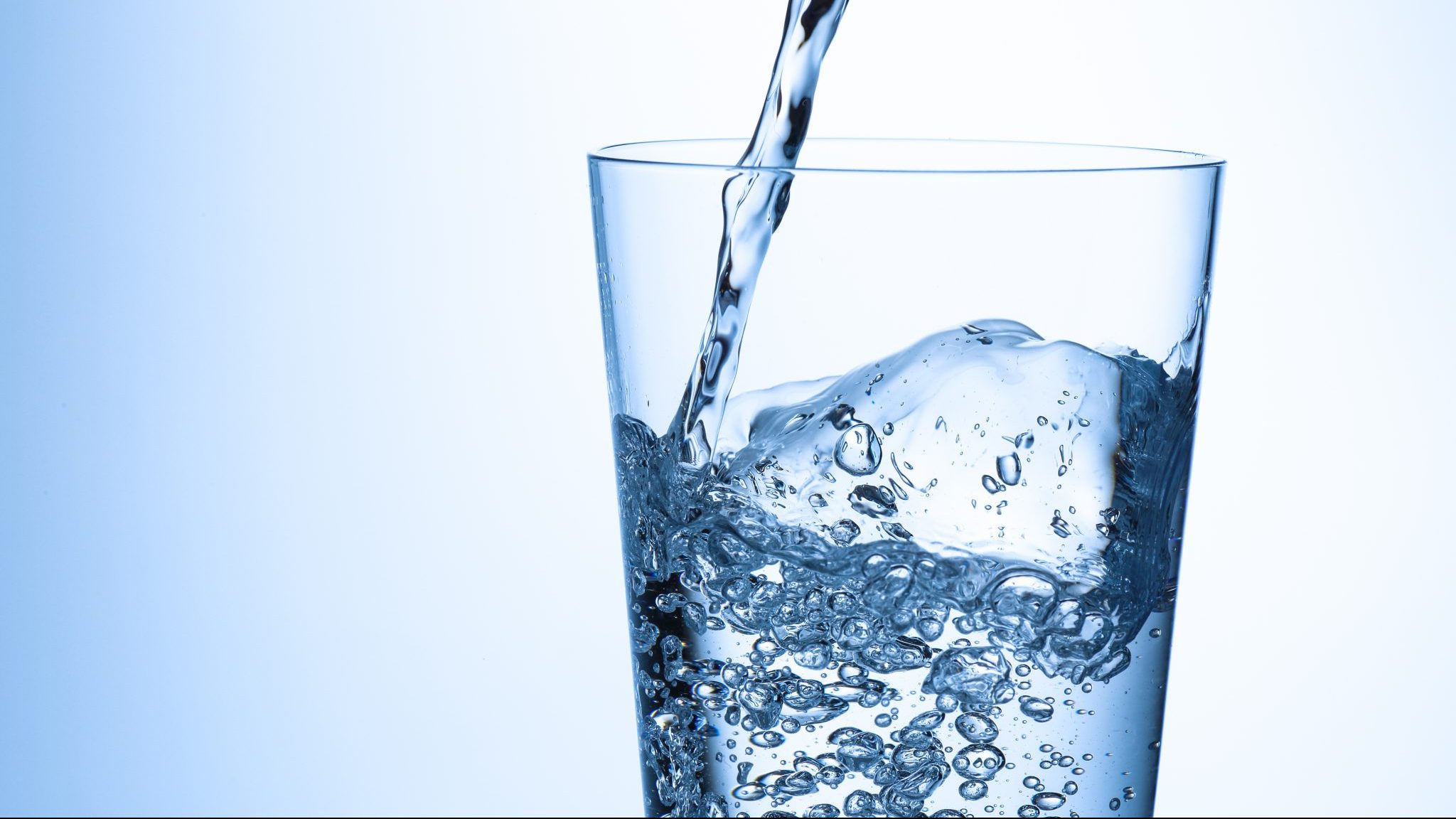 رجيم الماء أسهل طريقة للتخلص من الدهون 1