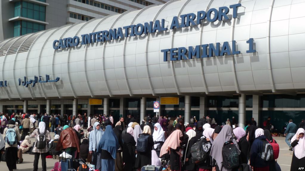 عاجل| وفاة معتمر منذ قليل في مطار القاهرة قبل صعوده لطائرة جدة