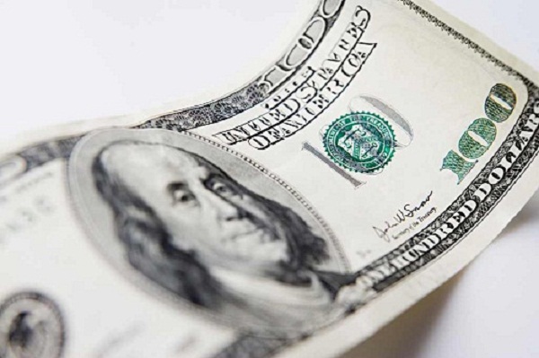 سعر الدولار الأمريكي اليوم مقابل الجنيه المصري بالسوق السوداء وأكثر من 20 بنك