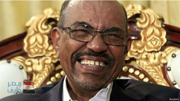 حدث غريب يحدث في السودان اليوم وأثناء قيام الرئيس السوداني عمر البشير بإلقاء خطاب للشعب والحكومة تُصدر بيان رسمي تعليقا على ما حدث