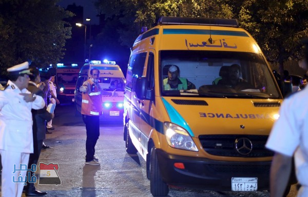 عاجل: إصابة 14 شخصا في حادث إنقلاب سيارة ميكروباص بمحافظة المنيا وسيارات الإسعاف تهرع لمكان الحادث لنقل الجرحى والمصابين