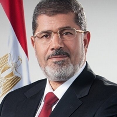 القضاء المصري يرفض سحب النياشين والأوسمة الممنوحة لـ ” محمد مرسي”