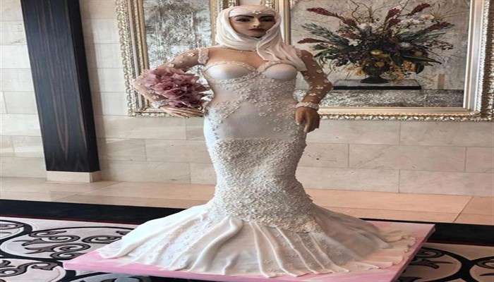 بالصور| كعكة على شكل عروسة في دبي بمليون دولار