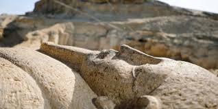 اكتشافات أثرية جديده في مصر بها كنوز ومقابر تاريخية قديمة 2