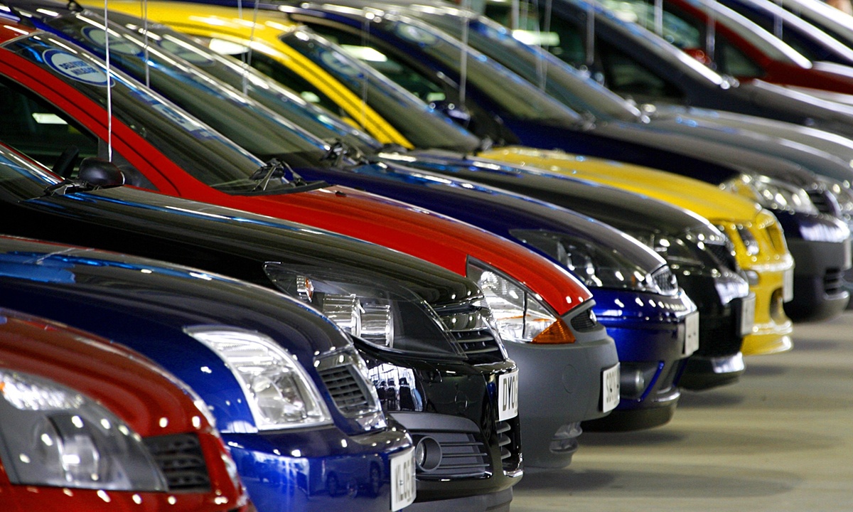 خبراء بسوق السيارات يتوقعون زيادة في أسعار السيارات الصيني بقيم تتراوح من 20 إلى 40 ألف جنيه خلال الأيام القادمة