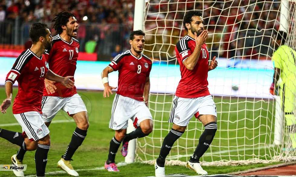 بعد توصية من “صلاح”.. يورجن كلوب يتابع لاعب منتخب مصر خلال المونديال