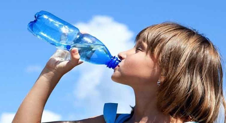 فوائد شرب الماء لصحة الإنسان