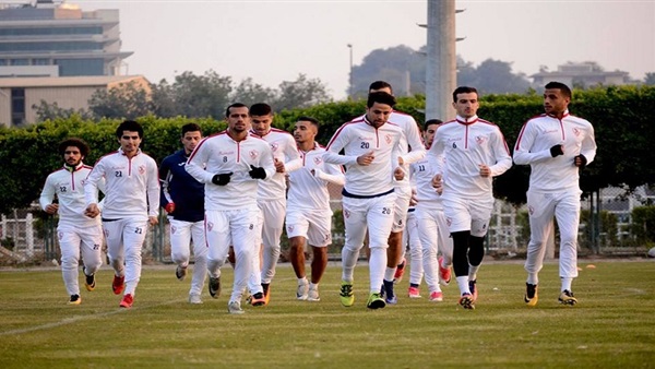 «رضا عبد العال» يطالب رئيس نادي الزمالك بالإطاحة بـ4 لاعبين «معلمين» من الفريق