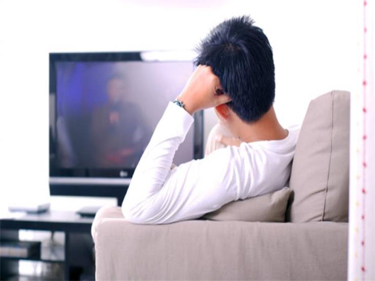 تحذير هام للرجال من خطر الجلوس طويلا أمام التليفزيون من الإصابة بهذا المرض