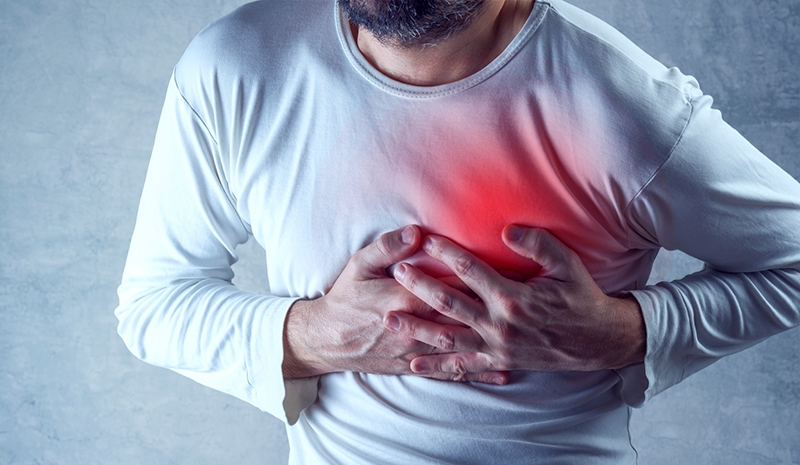 دراسة طبية : 6 علامات غير طبيعية تنبئ عن قرب الإصابة بأزمة قلبية