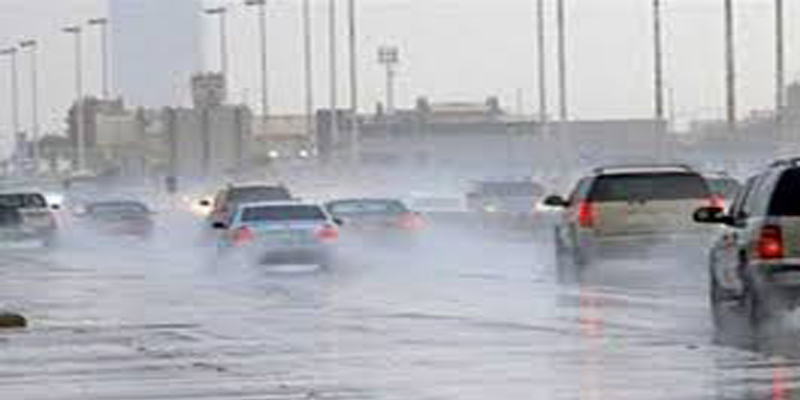 الأرصاد الجوية تحذر المواطنين من: «انخفاض درجات الحرارة وشبورة مائية وأمطار غزيرة خلال الساعات القادمة» فيديو