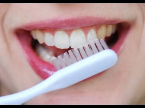 تريد الحفاظ على أسنانك بصحة جيدة لفترة طويلة؟ إليك 5 طرق فعالة
