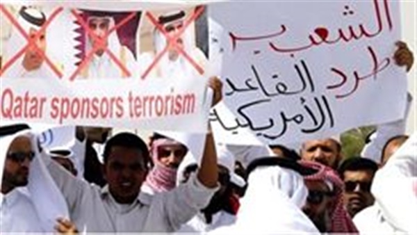 عاجل بالصور.. مظاهرات في الدولة القطرية ضد «تميم».. والنظام يلجأ لقطع «واتساب» 3