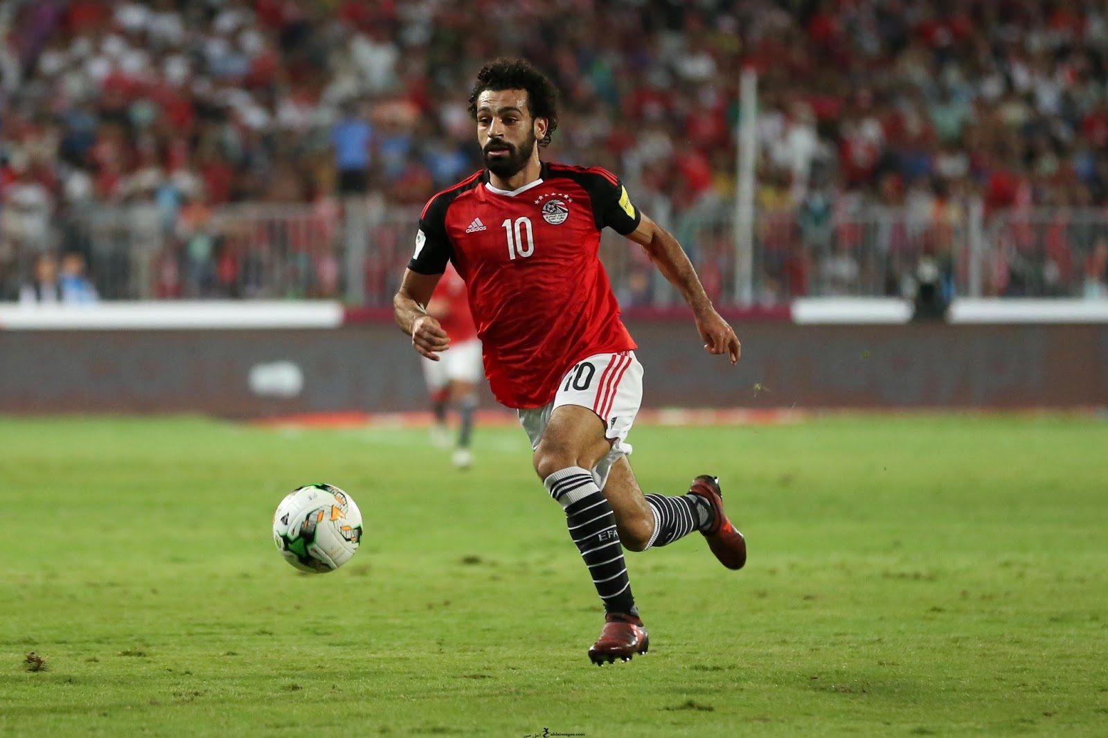 محمد صلاح وآمال العرب في تحقيق الفوز بجائزة افضل لاعب في انجلترا 1