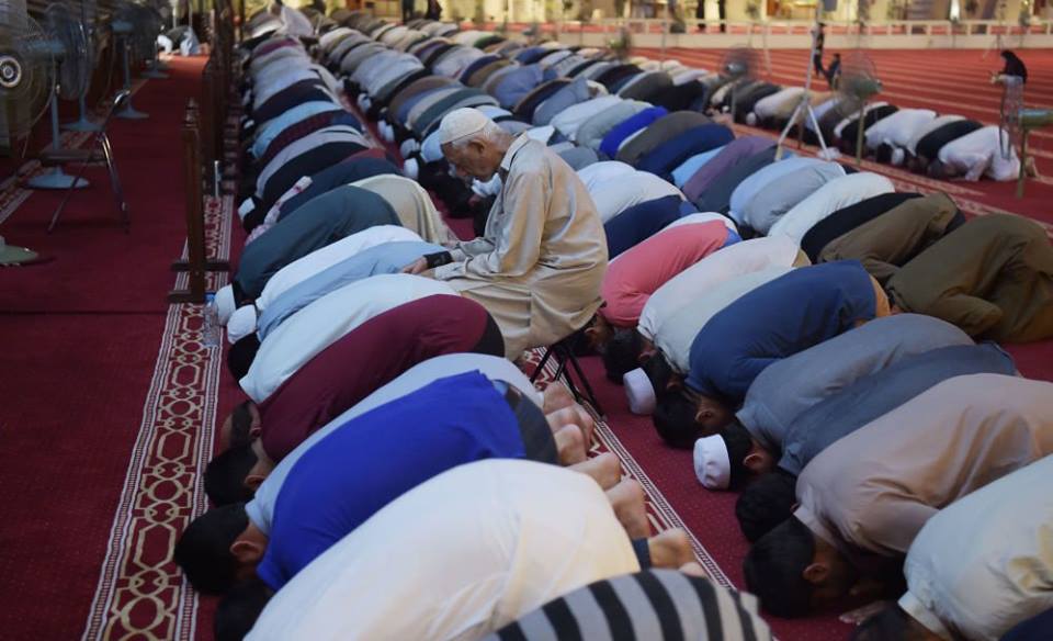 صور لم تراها من قبل.. شاهد كيف استقبل المسلمون رمضان حول العالم ! 8