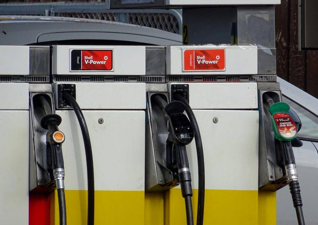 رسميًا.. الحكومة تكشف عن موعد زيادة أسعار البنزين والمنتجات البترولية