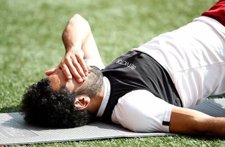 جدل على صفحة “ساويرس” بسبب صيام محمد صلاح يوم مباراة ليفربول وريال مدريد