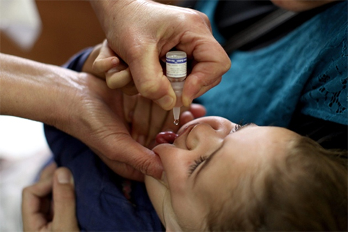 عاجل.. الصحة تكشف موعد بداية حملة التطعيمات ضد “شلل الأطفال”
