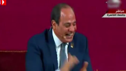 عاجل بالفيديو| أول تعليق من الرئيس السيسي على «رقصة كيكي».. ويدخل في نوبة ضحك وسط تصفيق حادّ