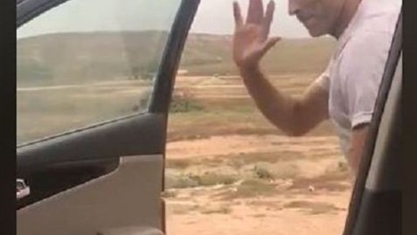شاهد| عصام الحضري يؤدي تحدي «كيكي» كأول رياضي مصري يقوم بهذه الرقصة.. وتعليقه المثير يشعل التواصل الاجتماعي
