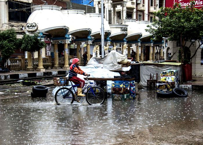 عاجل.. الأرصاد تحذر المواطنين وتؤكد: أمطار تضرب تلك المحافظات خلال ساعات قليلة