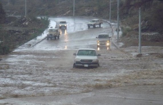 الأرصاد تؤكد: سقوط أمطار غزيرة على تلك المحافظات.. وتحذيرات هامة للمواطنين