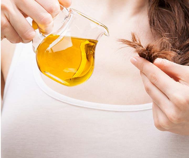7 وصفات طبيعية لعلاج جفاف الشعر