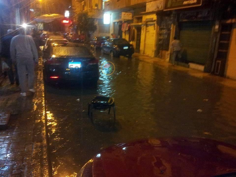 بالصور.. شوارع الإبراهيمية تغرق في أمطار "نوة المكنسة".. وشركة الصرف توجه نصائح للمواطنين 7