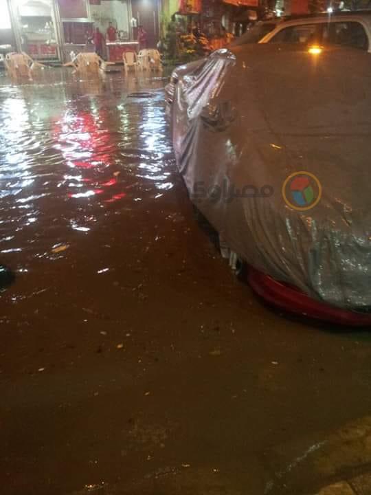 بالصور.. شوارع الإبراهيمية تغرق في أمطار "نوة المكنسة".. وشركة الصرف توجه نصائح للمواطنين 13