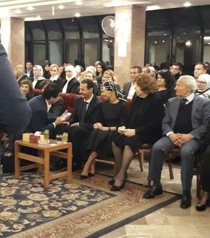 أول صورة تجمع الرئيس السوري بشار الأسد ونائبة فاروق الشرع منذ 2011