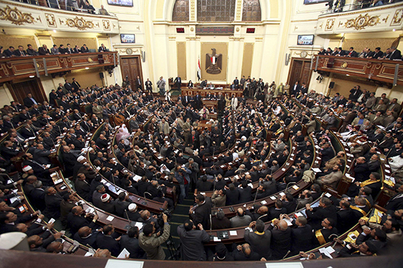 البرلمان يكشف عن تفاصيل التعديلات الدستورية الجديدة