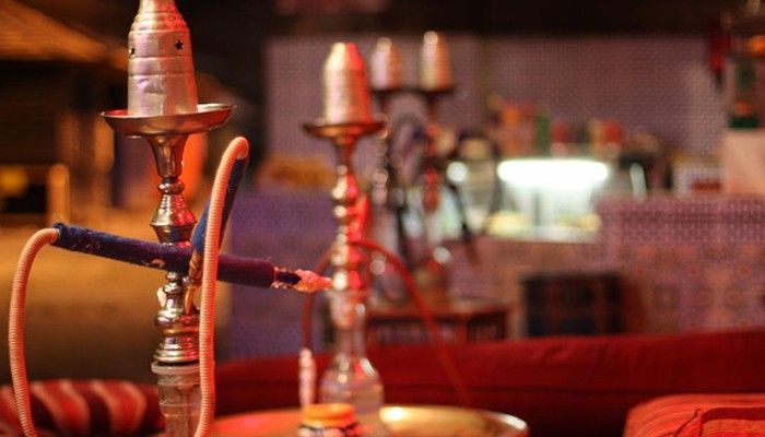 رسميًا.. البرلمان يعلن عن شروط جديدة بشأن تقديم “الشيشة” داخل المقاهي في مصر