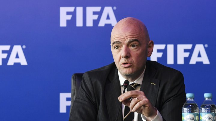 «الفيفا» تكشف مفاجآت عن عدد المنتخبات المشاركة والدول المستضيفة لمونديال 2022