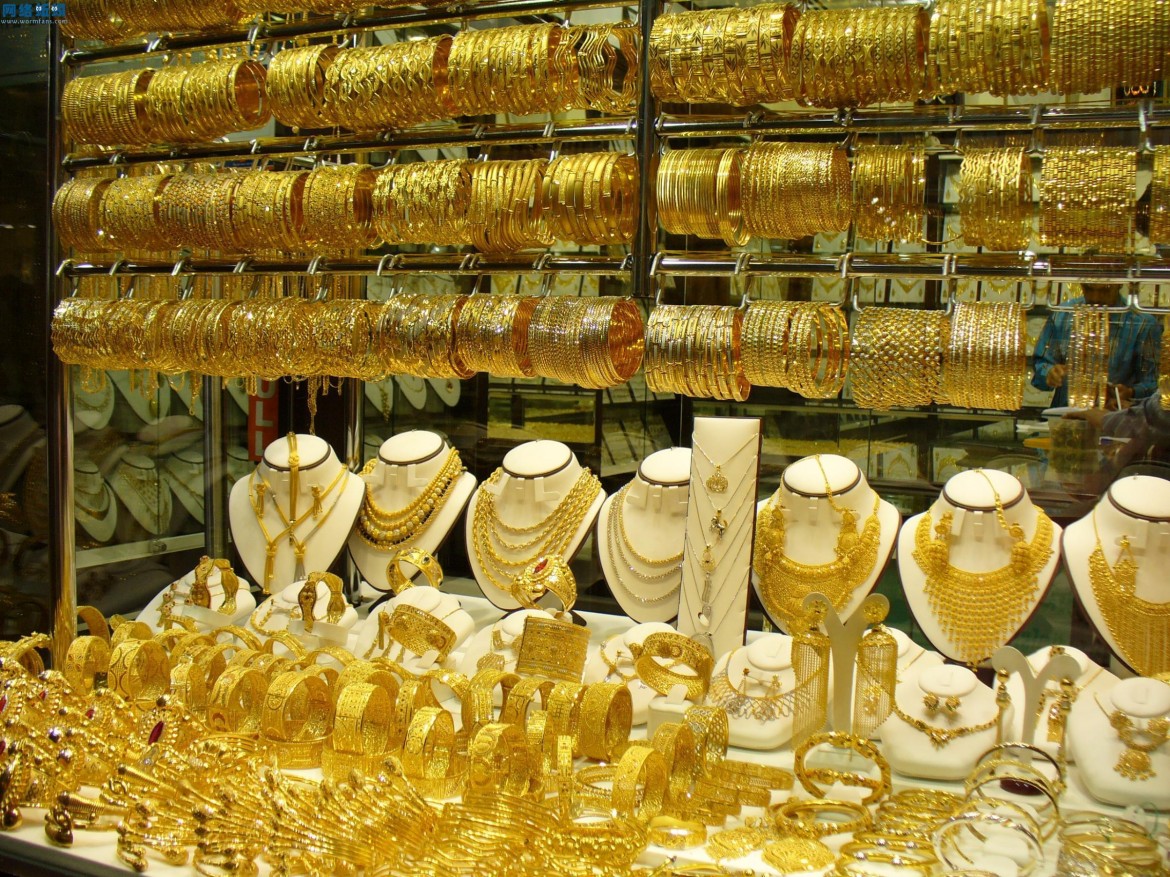 تطورات جديدة في أسعار الذهب داخل سوق الصاغة.. وسعر جرام 21 يفاجئ المواطنين والتجار