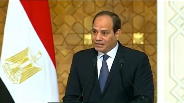 شاهد بالفيديو.. أول تعليق للرئيس عبد الفتاح السيسي على حادث قطار محطة مصر