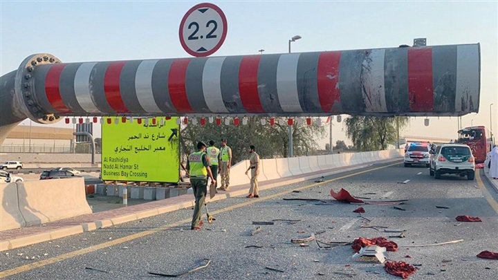 "بالصور" شرطة دبي تؤكد ارتفاع أعداد قتلى الحافلة إلى 17 شخص وتصف الحادث بالمؤسف وتُجري تحقيقات موسعة في الواقعة 7