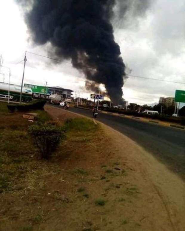 بالصور| مصرع 61 شخصاً وإصابة 70 آخرون في انفجار صهاريج وقود في تنزانيا 7