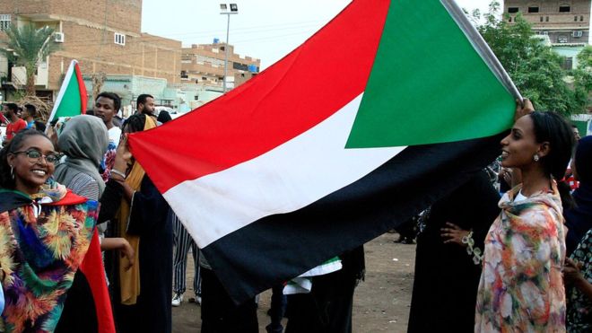 التوصل لاتفاق بين المجلس العسكري والمعارضة في السودان على إعلان دستوري 1