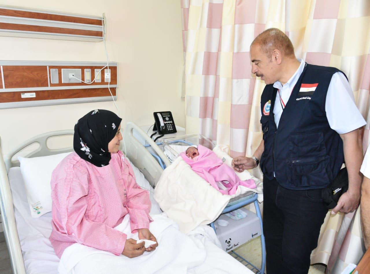 بالصور| حاجة مصرية تضع مولودتها في أحد المستشفيات بالسعودية.. اسم المولودة وصورتها 7