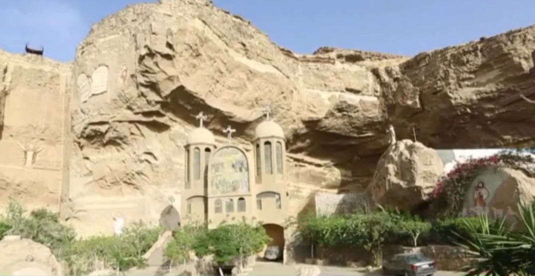 بولندي يجعل من أحد الأديرة في القاهرة تحفة فنية ومزاراً سياحياً