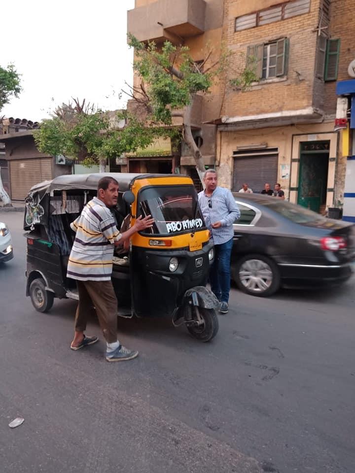 بالصور.. حملة لضبط «التكاتك» بحي السيدة زينب بالقاهرة 8