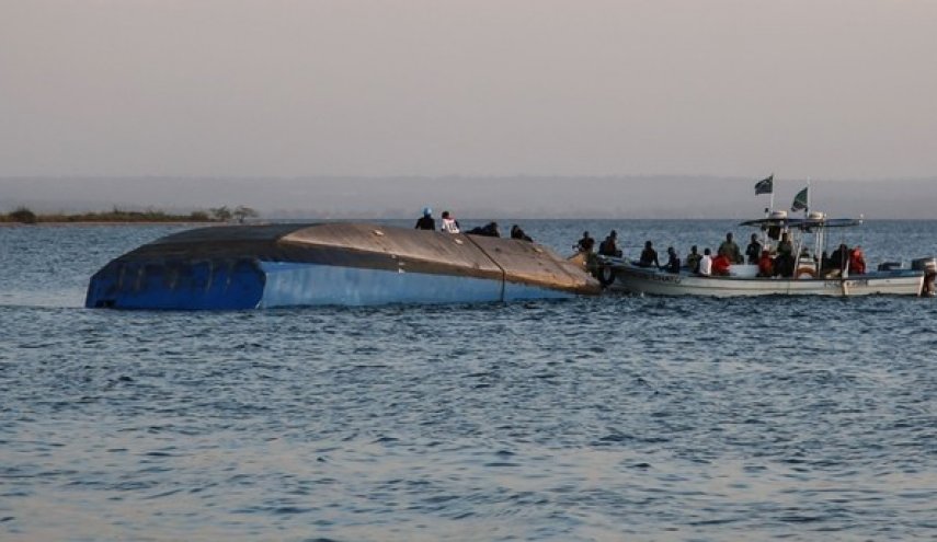 أول بيان رسمي حول تفاصيل غرق “مركب صيد” في بورسعيد.. والكشف عن حجم الخسائر