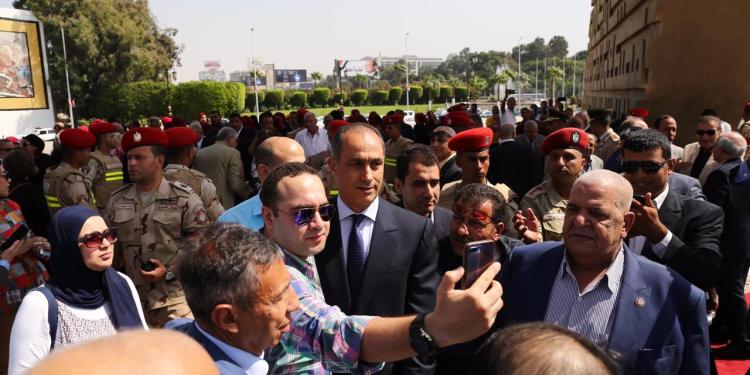 بالصور| شاهد ماذا فعل جمال مبارك أمام النصب التذكاري اليوم 9