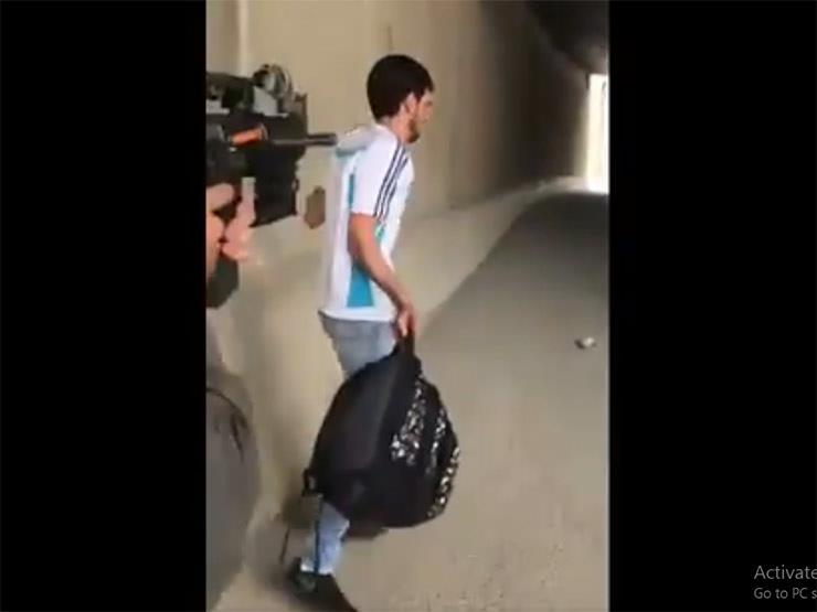 النشطاء يتداولون مقطع فيديو مثير لضابطة إسرائيلية وهى تُطلق النار على شاب فلسطيني وتُرسل الفيديو لزميلها