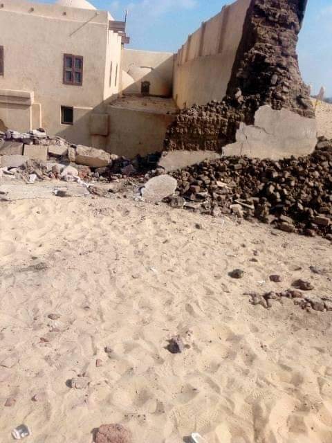 شاهد اللقطات الأولى لسور دير أبو فانا بعد انهياره ومقتل 3.. تعرف على التفاصيل 10
