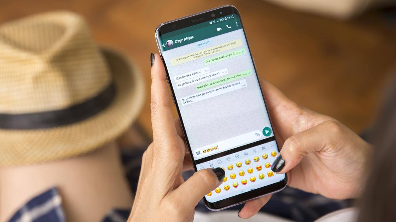 An Easy Way In Whatsapp To Create Your Own Stickers That Express