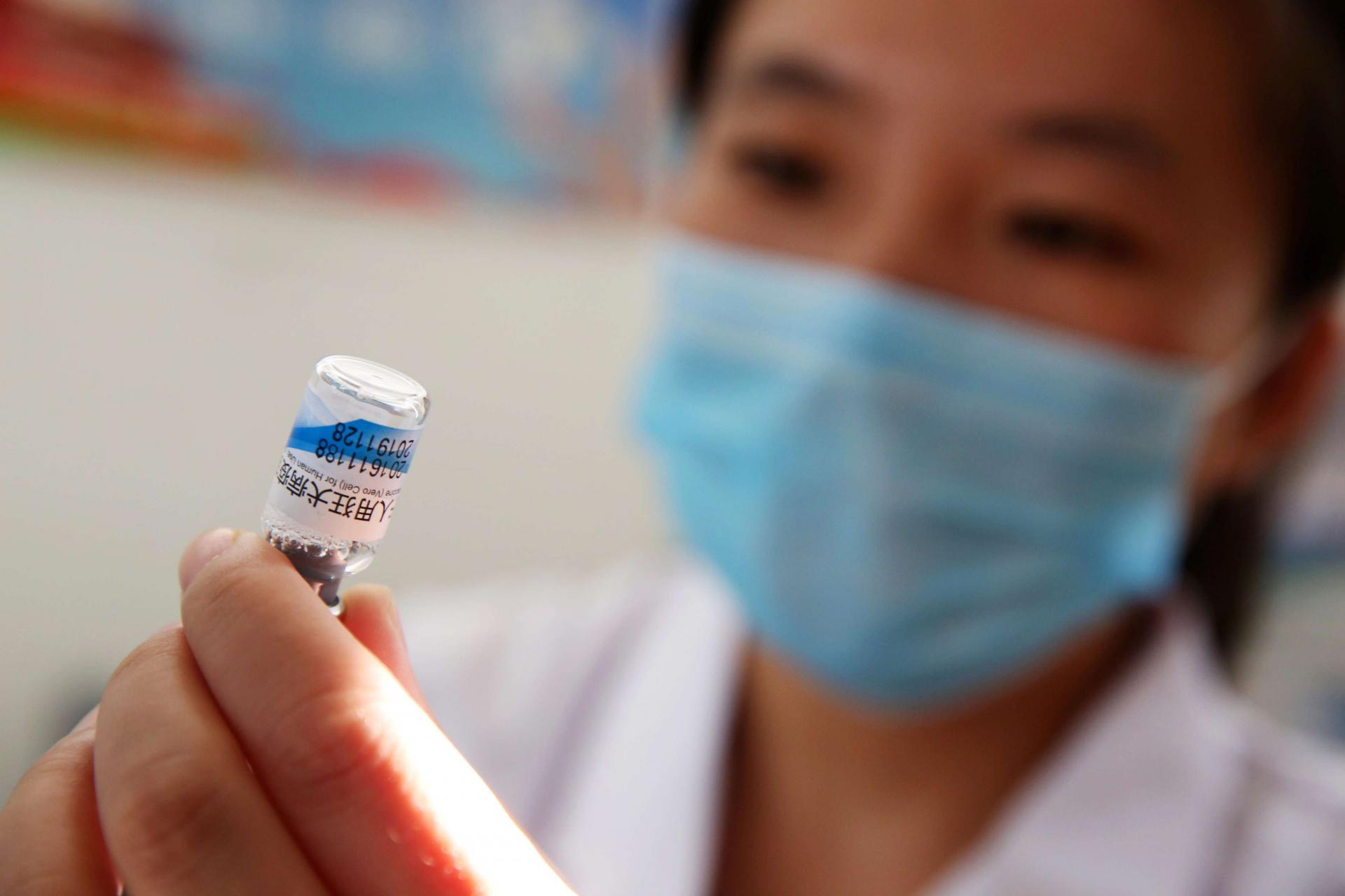علماء صينيون يؤكدون فعالية لقاح جديد لمصابي فيروس كورونا بنسبة 99%