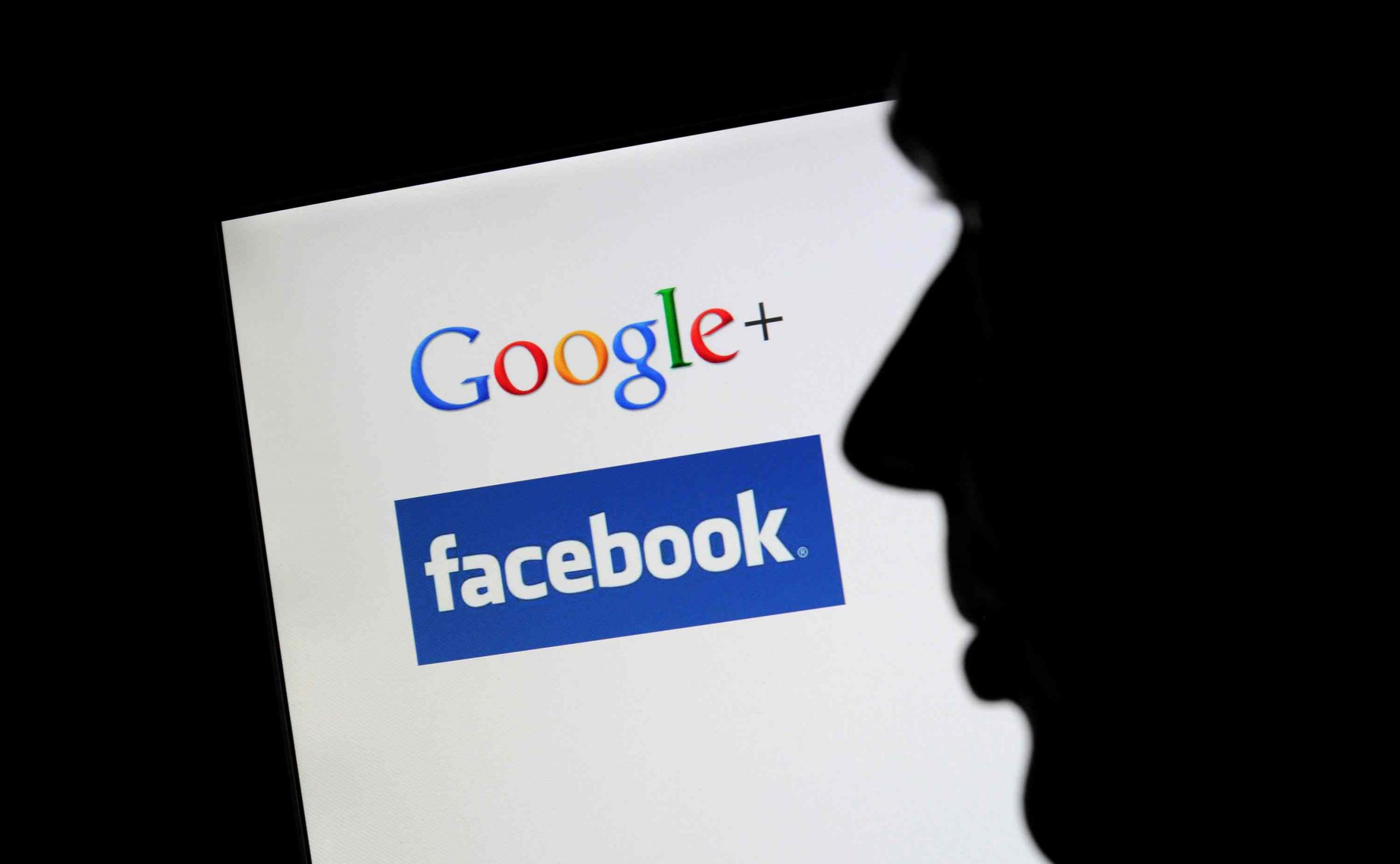 شركتين فيسبوك وجوجل يمددان العمل من المنزل حتى نهاية العام الجاري
