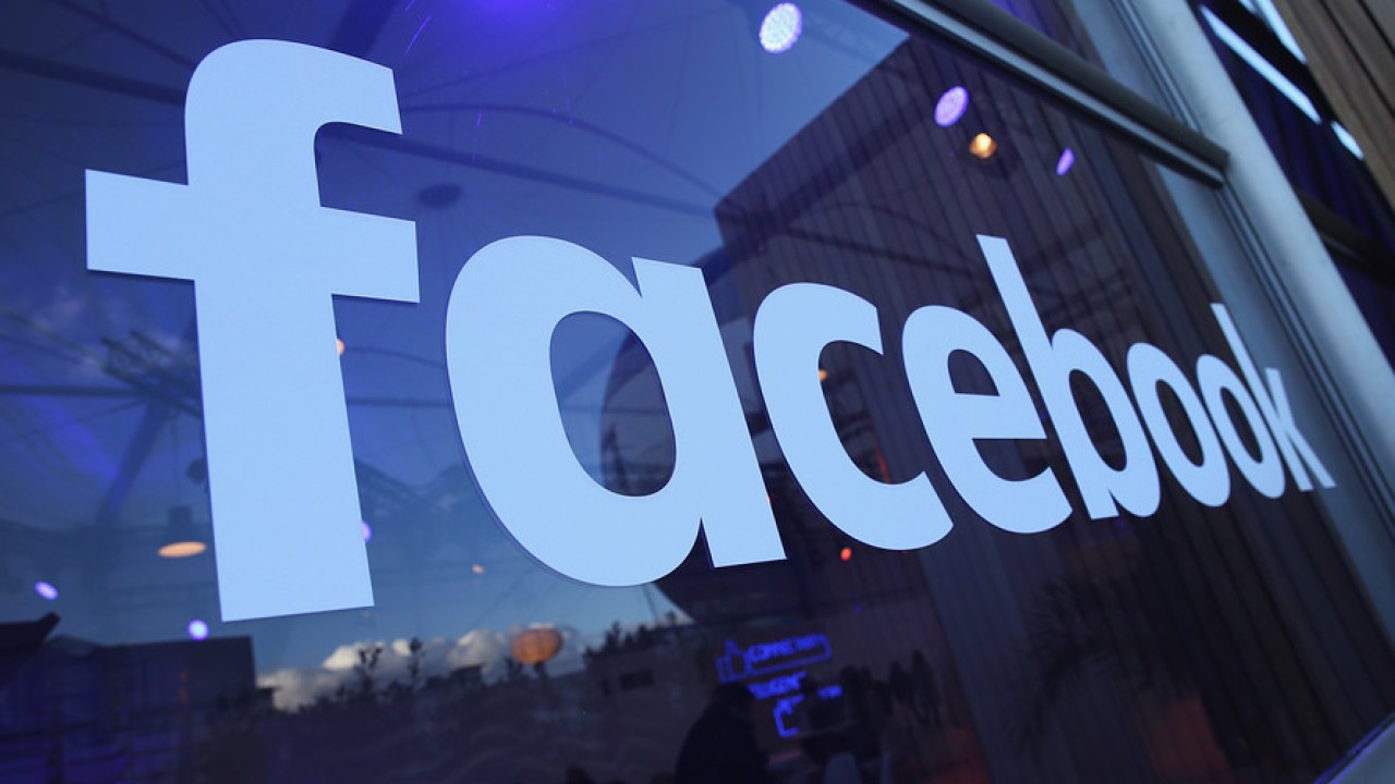 شركة فيس بوك تطور ميزة جديدة لرصد وتعقب حالات مصابي كورونا