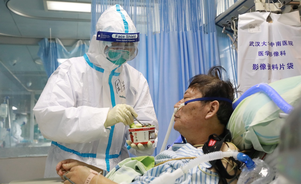 الصين بدأ تجربة لقاح  فيروس كورونا المحتمل ومستشار الجمهورية مصر تسعي لضمان حصتها من اللقاح